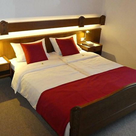 Haus Maella Apartment Sankt Gallenkirch Luaran gambar